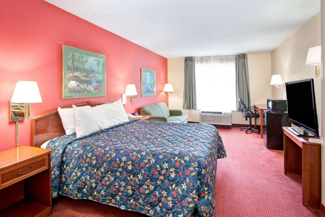Days Inn By Wyndham Marietta-Atlanta-Delk Road Exterior foto